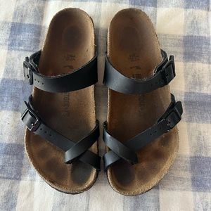 Black Birkenstocks size 34